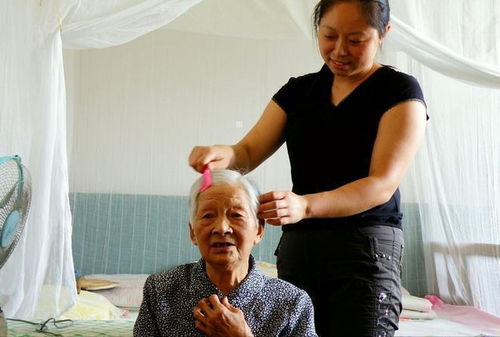 月嫂公司违约 月嫂公司违约金是多少 月嫂公司违约 月嫂公司违约金是多少