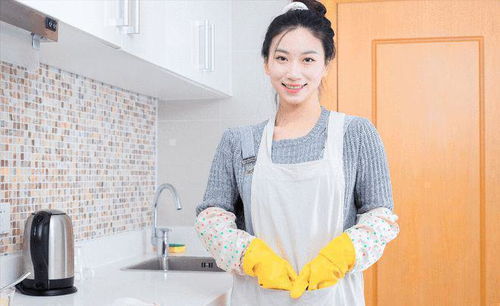 夏台凤保姆夏台凤老公 夏台凤保姆夏台凤老公