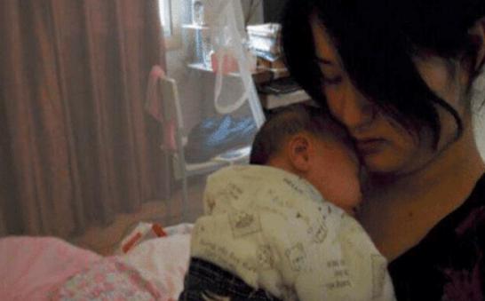 双胞胎八周腹部变化 双胞胎八周腹部变化