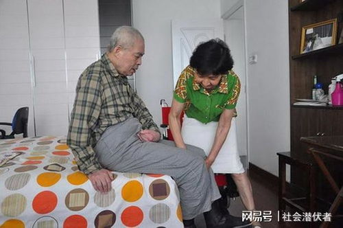 月嫂打呼口臭 月嫂口臭会不会影响宝宝 月嫂打呼口臭 月嫂口臭会不会影响宝宝