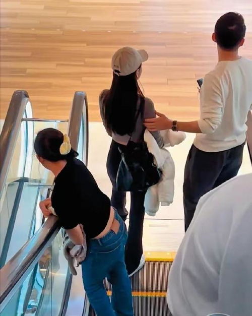 卢旺达保姆养花卢旺达母亲 卢旺达保姆养花卢旺达母亲