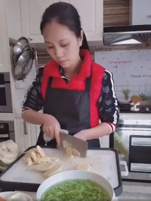 宝宝拉肚子是怎么回事