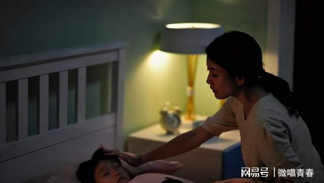 月嫂高薪背后的苦与乐