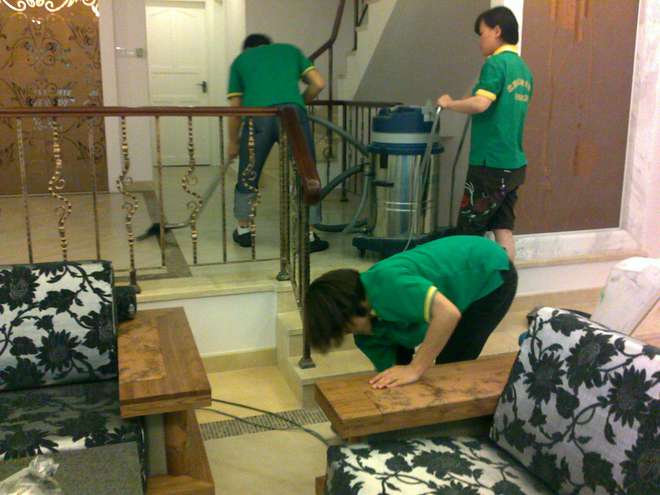 哺乳期正确背奶方法步骤 哺乳期正确背奶方法步骤