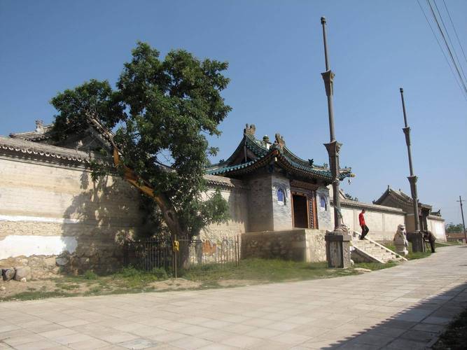 2025年4月26日的财运方向查询 2025年4月26日的财运方向查询