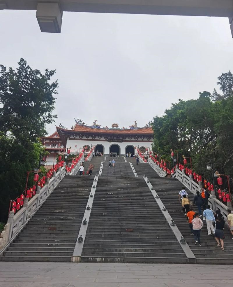 属蛇人出生时辰的命运 属蛇人出生时辰的命运