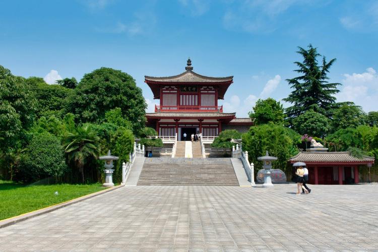 2025年1月31日今日求财好运方向