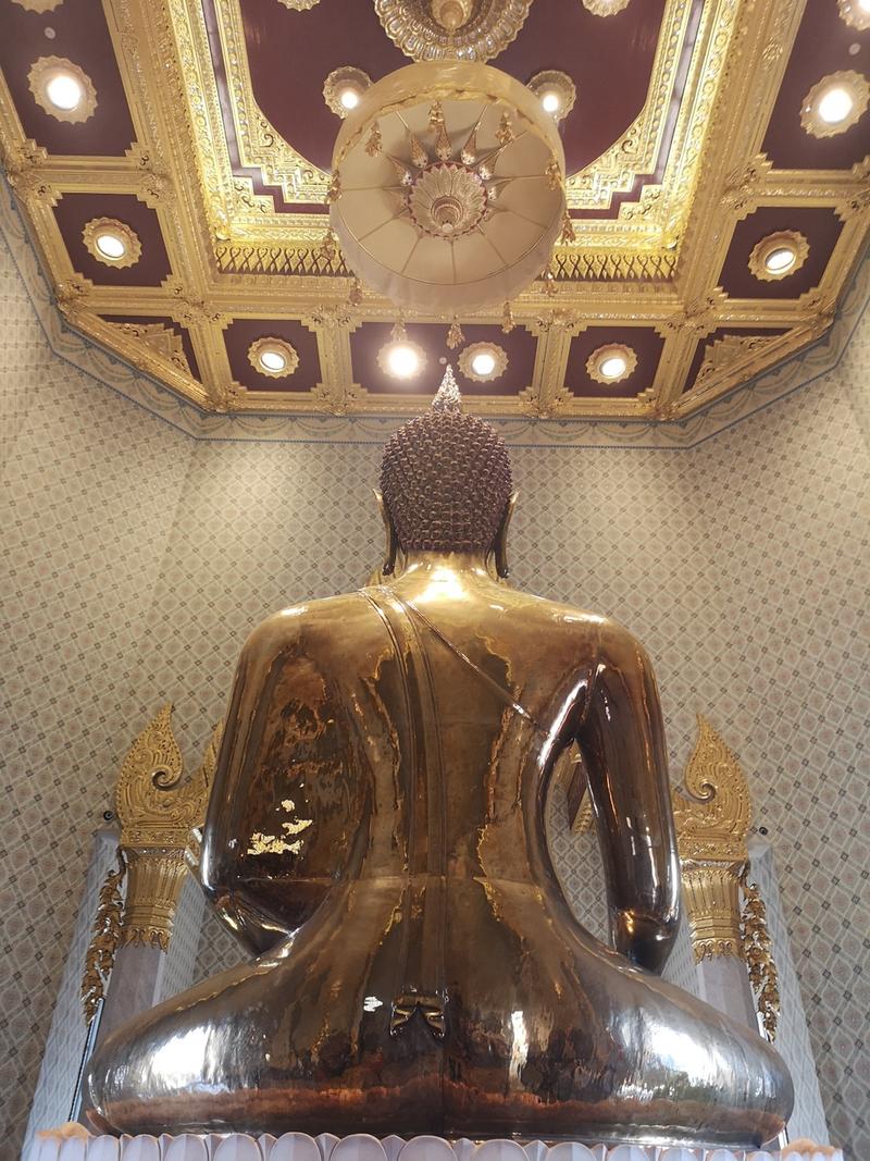 梦到断牙齿是什么预兆 女人梦见自己掉牙齿好不好