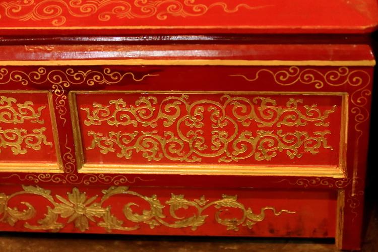 本命年女虎戴兔好不好 本命年女虎戴兔好不好