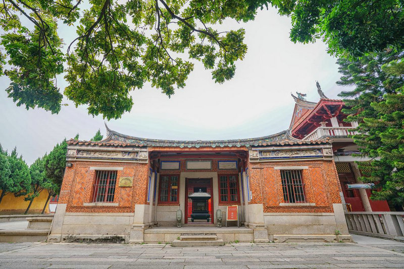 起新阴宅要什么手续和证件 起新阴宅要什么手续和证件