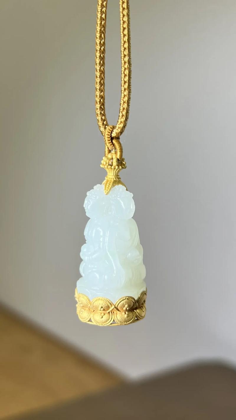 何媛尧测字是否暗示婚后生活中的危机与支持缺失(何媛尧测字是否暗示婚后支